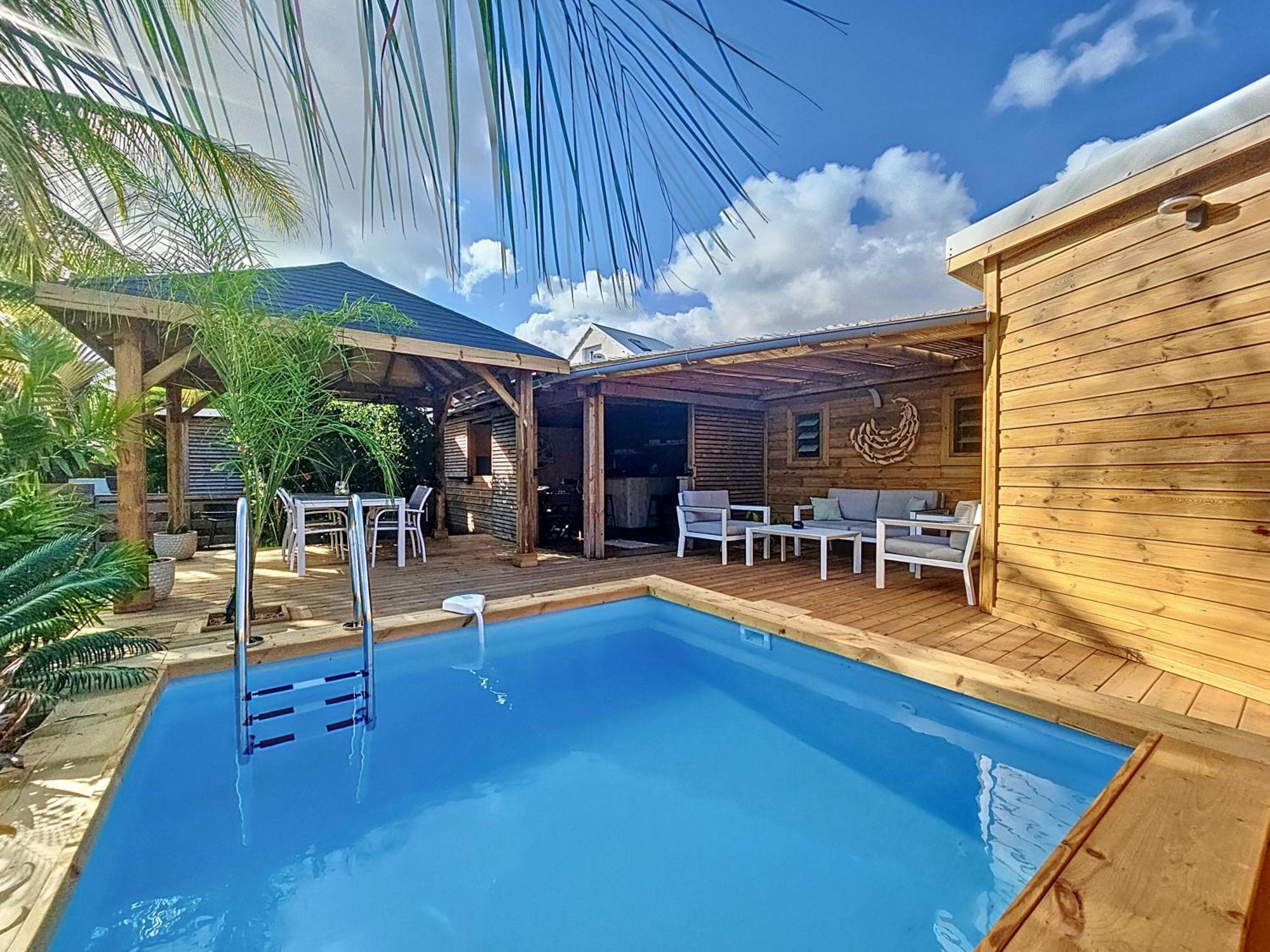 Villa L'Anjou Creole A Sainte Anne En Guadeloupe Avec Piscine Privee Et 2 Chambres Pour 4 Personnes Luaran gambar