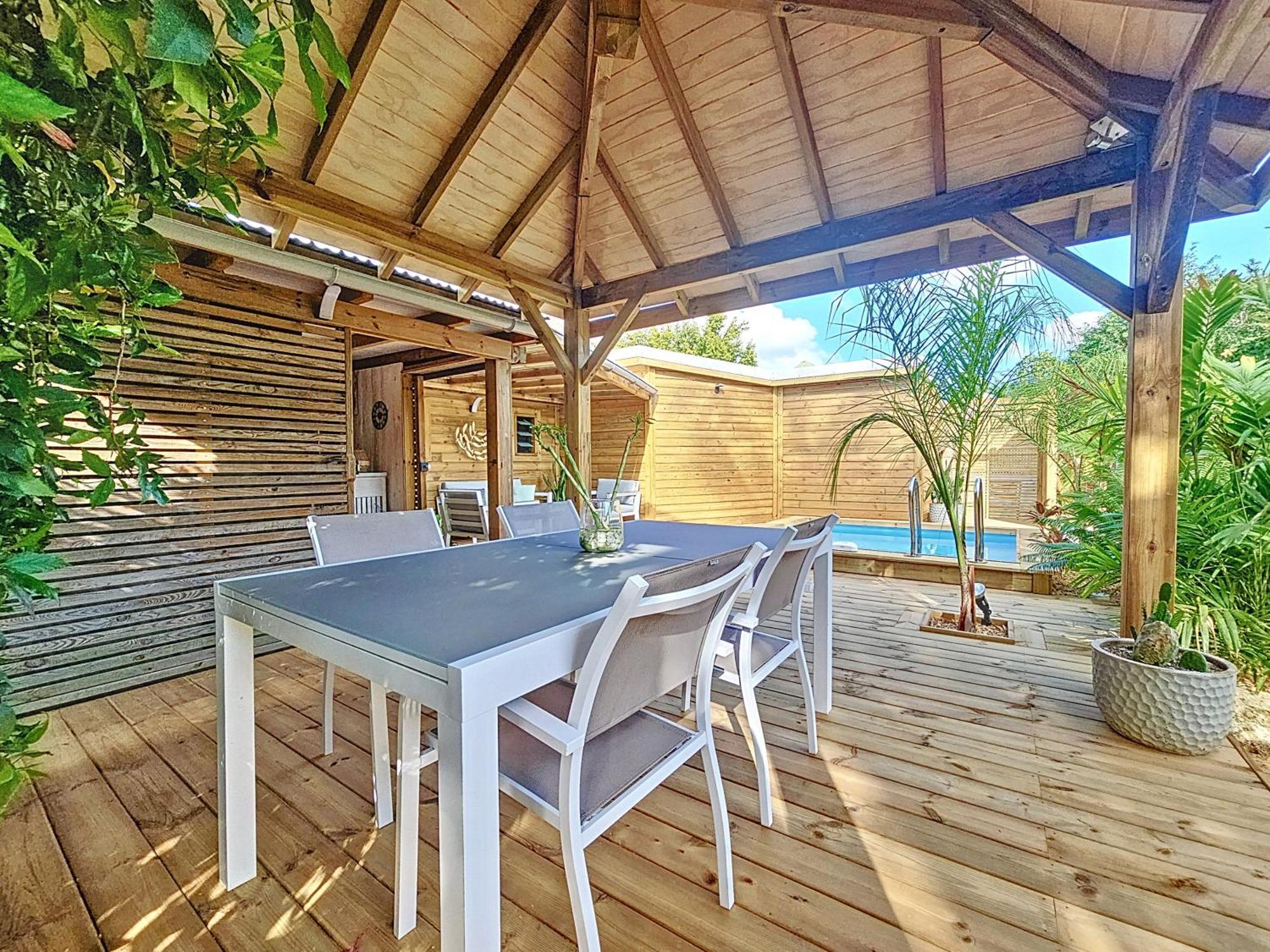 Villa L'Anjou Creole A Sainte Anne En Guadeloupe Avec Piscine Privee Et 2 Chambres Pour 4 Personnes Luaran gambar